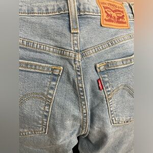 Women’s Levi’s Jeans Sz 23